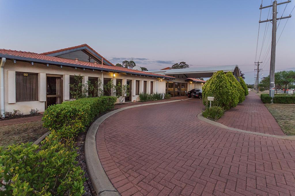 Banksia Motel Collie Exterior foto